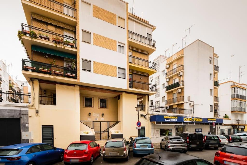 Apto Centrico, 2 Aparcamientos Privados, Bicis Sevilla Kültér fotó
