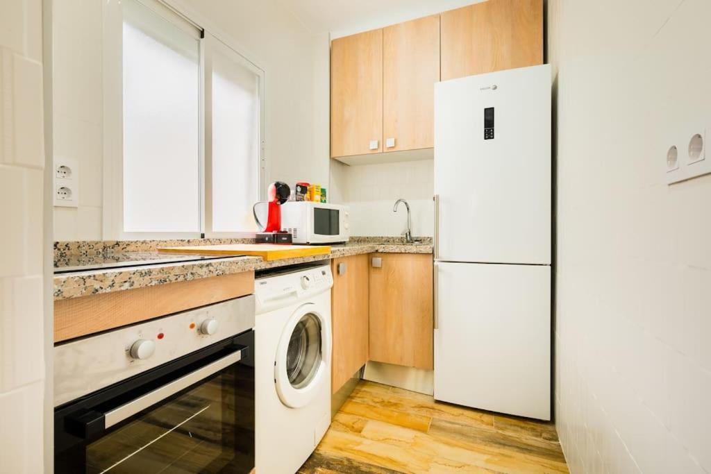 Apto Centrico, 2 Aparcamientos Privados, Bicis Sevilla Kültér fotó