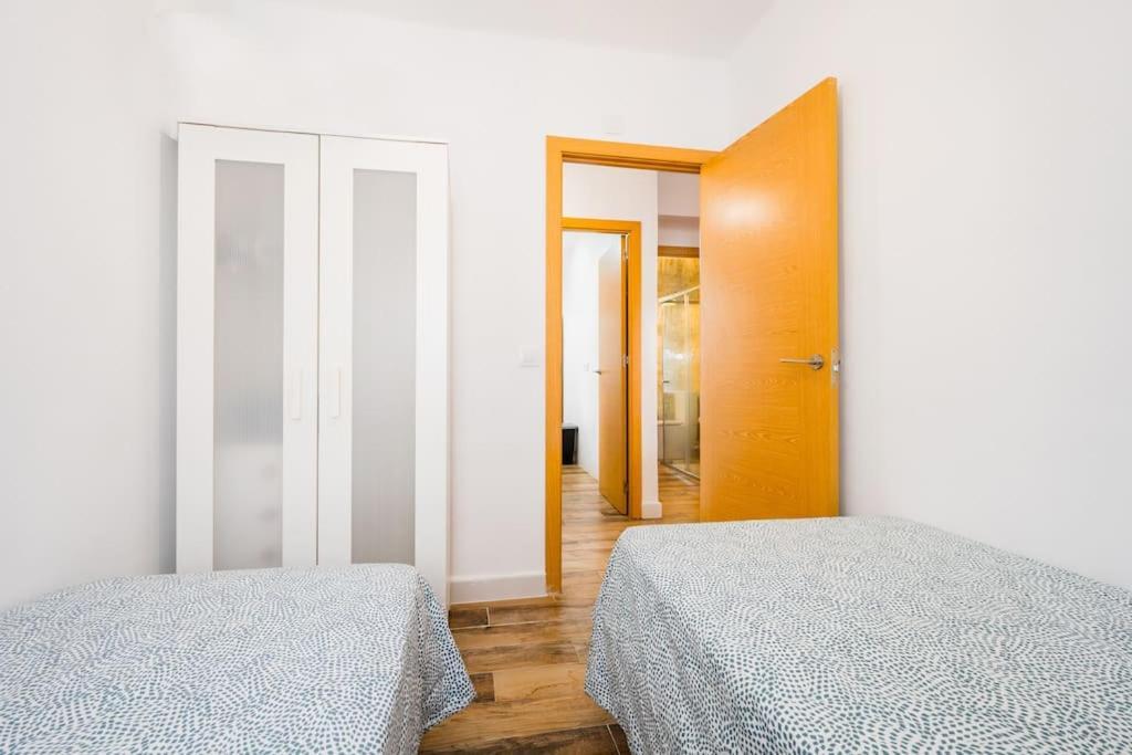 Apto Centrico, 2 Aparcamientos Privados, Bicis Sevilla Kültér fotó